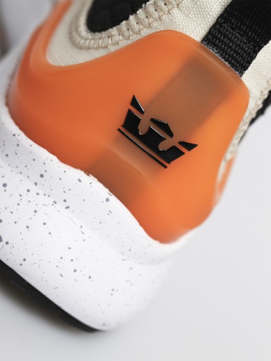 スープラ ファクター XT シューズ ボーン/ブラック ホワイト